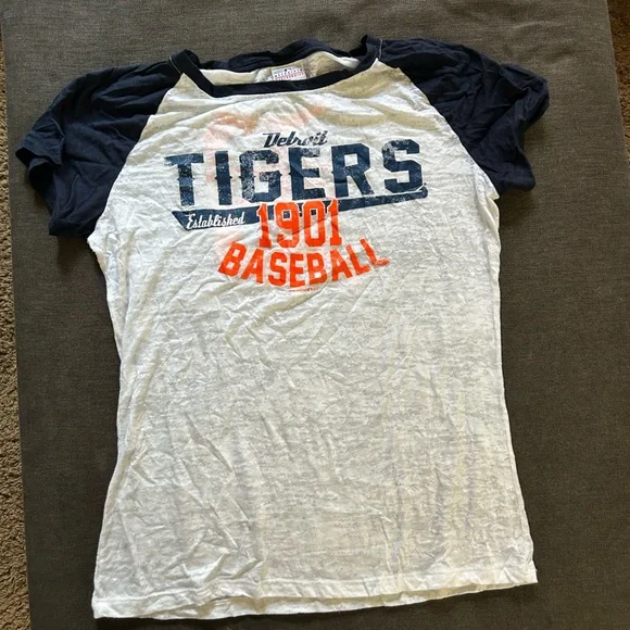 Detroit tigers burnout baseball tee genuine merchandise - Picture 2 of 6